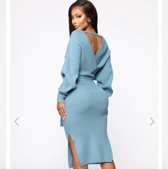 Off Shoulder Dress with Belt in Blue - Picture 2 of 2